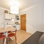 Pequeno Apartamento Reformado En Tirso De Molina Alquiler Temporal