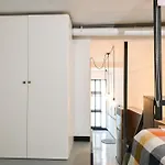 Coqueto Y Acogedor Apartamento Temporal Con Estilo En Madrid Fov16