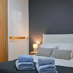 For You Rentals Apartamento Temporal Centrico De Dos Dormitorios Sil2