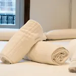 Hortaleza 4, Preciso Estudio En Chueca Junto A La Gran Via De Madrid