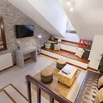 MIT House Tribeca Duplex en Madrid