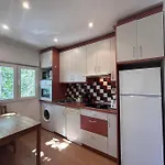 Luminous Apartment In Imperial Neighborhood Melanc
