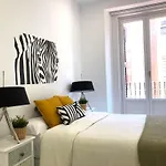 Apartamento De Diseno En Plaza Mayor