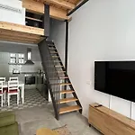 Stylish And Modern Loft In Madrid Centre