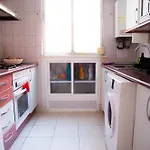 Room In A Shared Apartment In The Very Center Madrid!
