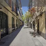 Petite E Chic Loft Para 3 En El Corazon De Madrid