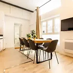 Apartamento Silvela Duplex En Madrid