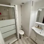 Amplia Habitacion En Madrid