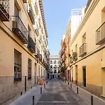 Charming Penthouse In Madrid-Centro - Oso
