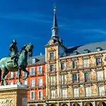 Plaza De La Cebada