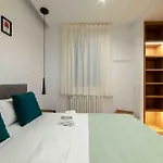 Piso Moderno En Barrio De Salamanca