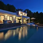Villa With Outdoor Area