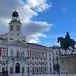 4PAX Apartamento 36 Gran vía centro de Madrid puerta del sol
