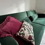 La Guapa De Malasana