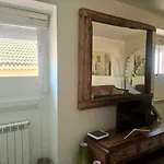 Exclusivo Y Acogedor Piso Con Encanto En Plaza Chueca, Con Aire Acondicionado Y Calefaccion