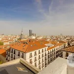 Terraza Con Encanto Para 4, En Plaza De Chueca