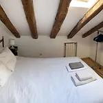 Cozy Romantic Malasana