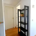 Calido Apartamento Con Piscina Y Garaje