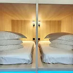 Unplan Hostel