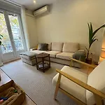 Aura Salamanca Central 2 Bedroom Flat With Balcony