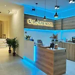 Unplan Hostel