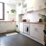 Apartamento moderno junto a la Gran Via