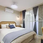 Beautiful Apartment In The Center Surrounded By Parks