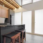 Beautiful Apartment In The Center Surrounded By Parks