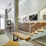 Beautiful Apartment In The Center Surrounded By Parks