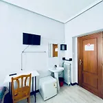 Hostal Conde De Alba