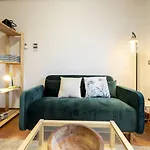 For You Rentals Charming 1Bedroom Apartment Gym Temporal Sres531I
