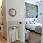Casas Blue Ocean Gran Via Madrid