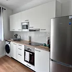 Moderno Estudio En Usera - A 15 Minutos Del Centro Madrid