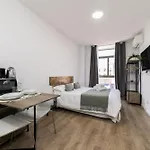 Deluxe V - Ferga Suites