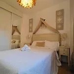 Deyanira 59 Suite Madrid Airport Ifema