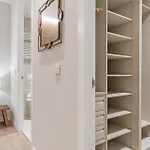 Experience The Best Of Madrid! Gran Via Apartment For 6, Comfort And Style In The Heart Of Chueca III