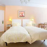 Hostal Adriano