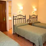 Hostal Los Alpes