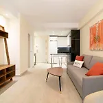 Beautiful Apartment next to Santiago Bernabeu