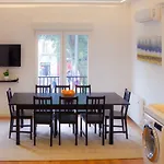 New! Amazing Luxurious Apartment In Madrid Center