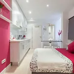 Estudio En Calle Gravina - Chueca