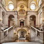 Center. Royal Palace