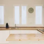 Reina Victoria 46