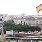 Urbantec Realty - Plaza de Colón