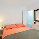 Habitacion independiente - Junto a IFEMA y AEROPUERT3