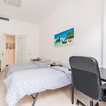 M&F Apartaments Gran Via