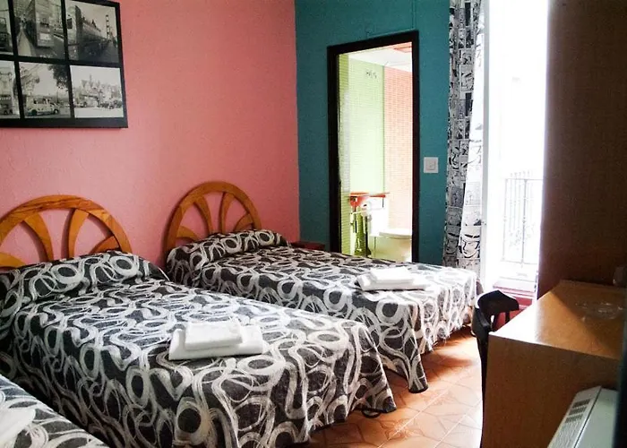 12 Rooms
