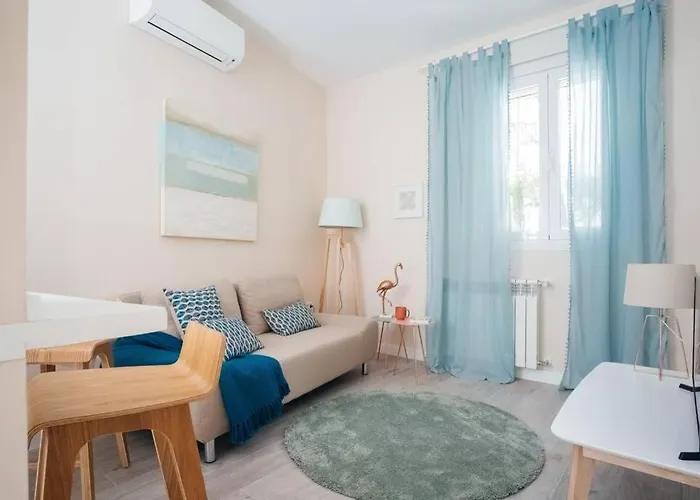 Homeabout Calle Toledo Apartment I