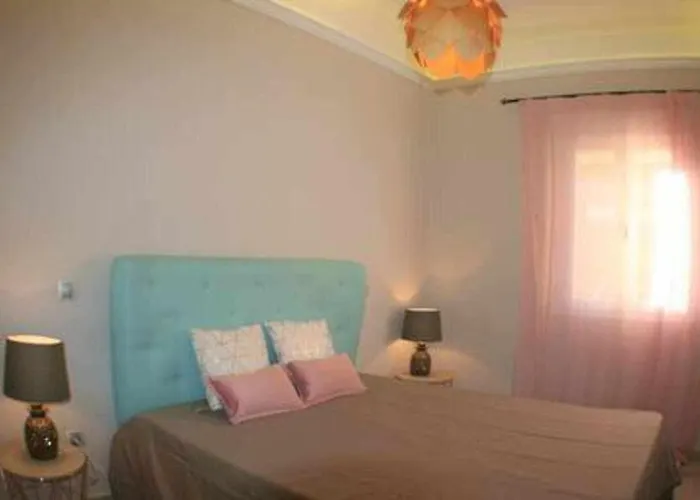 Apartamento con terraza céntrico moderno Nuevo