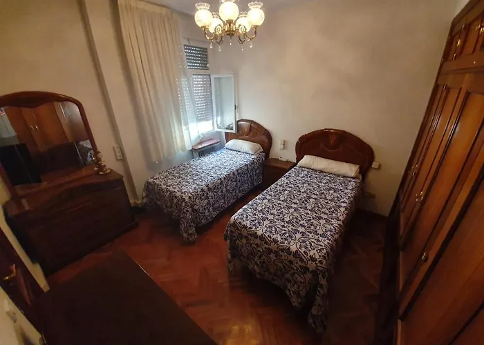 Gran Via -Chueca Rooms Parking Tph